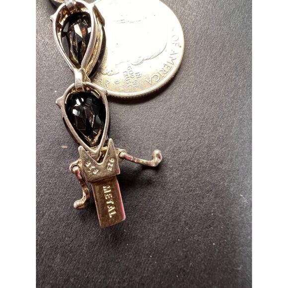 Black spinel Estate sterling silver tennis bracelet 7.5 inches - Picture 4 of 16